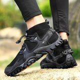 <tc>Zapatillas Todo Terreno Aquarando Negro</tc>