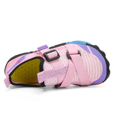 Zapatos acuáticos de correa rosa