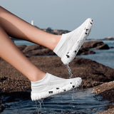 Zapatos de playa Aquasoft blancos