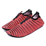 <tc>Zapatos de playa rojos de verano</tc>