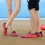 <tc>Zapatos de playa rojos de verano</tc>